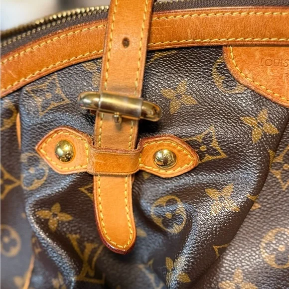 Louis Vuitton Tivoli Tan and Brown Monogram Shoulder Bag - Picture 8 of 16